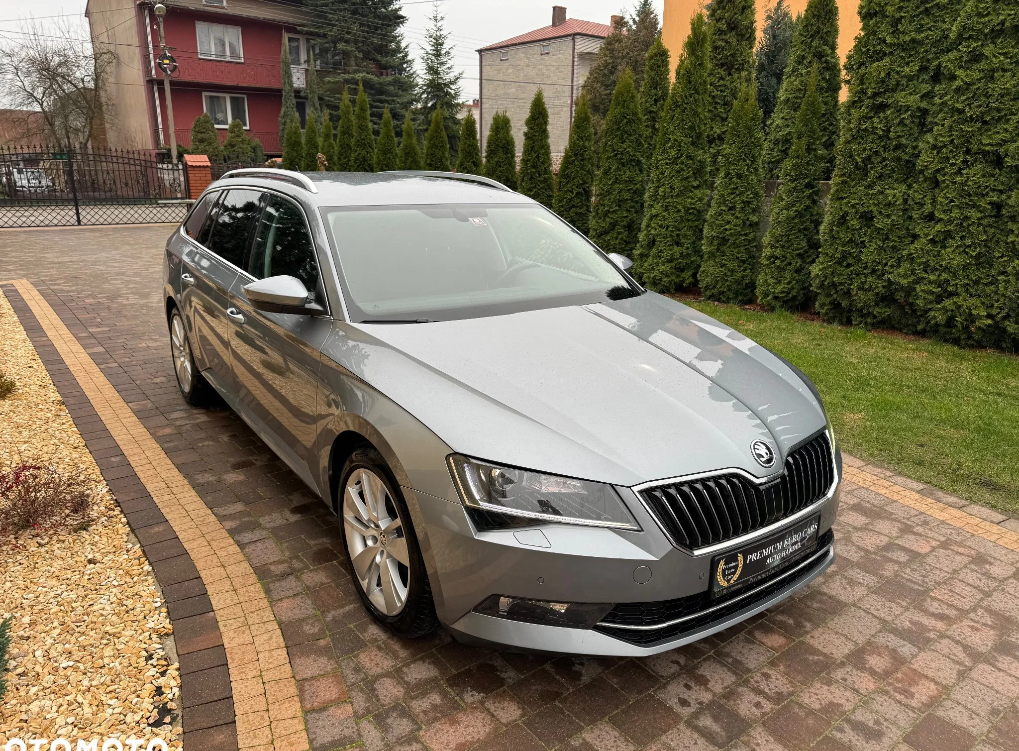 samochody osobowe Skoda Superb cena 56900 przebieg: 216550, rok produkcji 2015 z Oleszyce